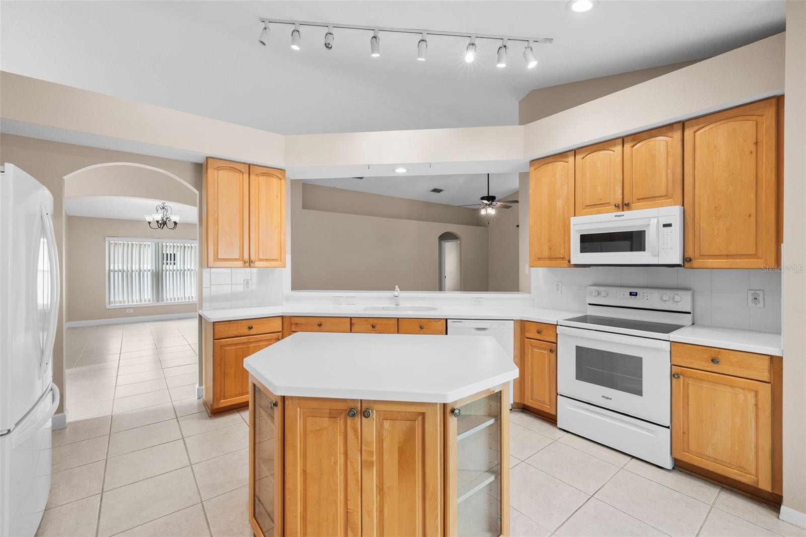Image 10 of 36 For 252 Arbor Woods Circle