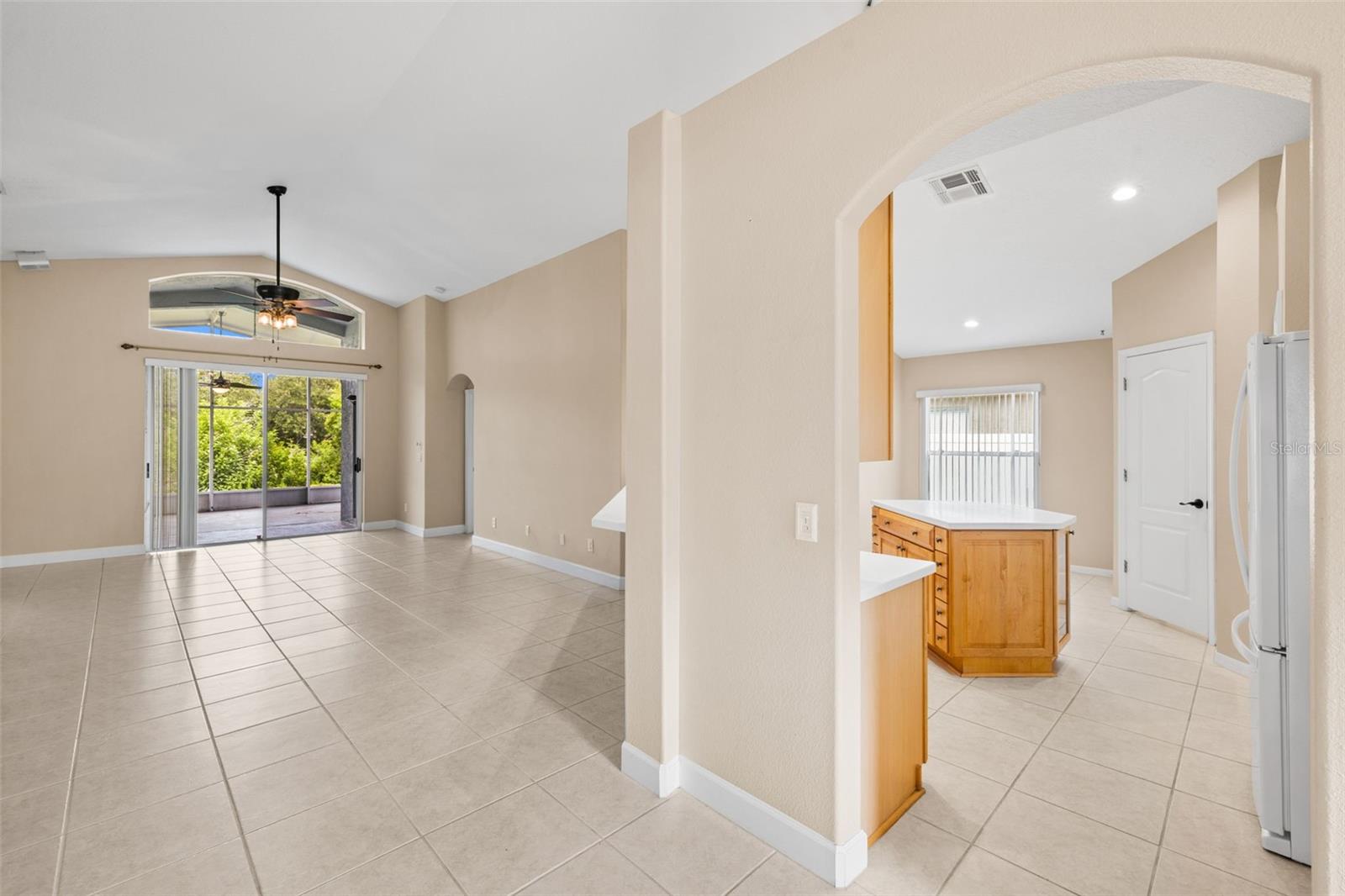 Image 8 of 36 For 252 Arbor Woods Circle