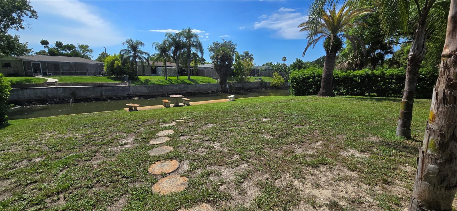 Image 33 of 42 For 10211 Oleander Drive