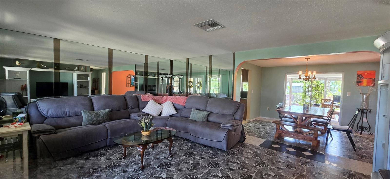 Image 6 of 42 For 10211 Oleander Drive