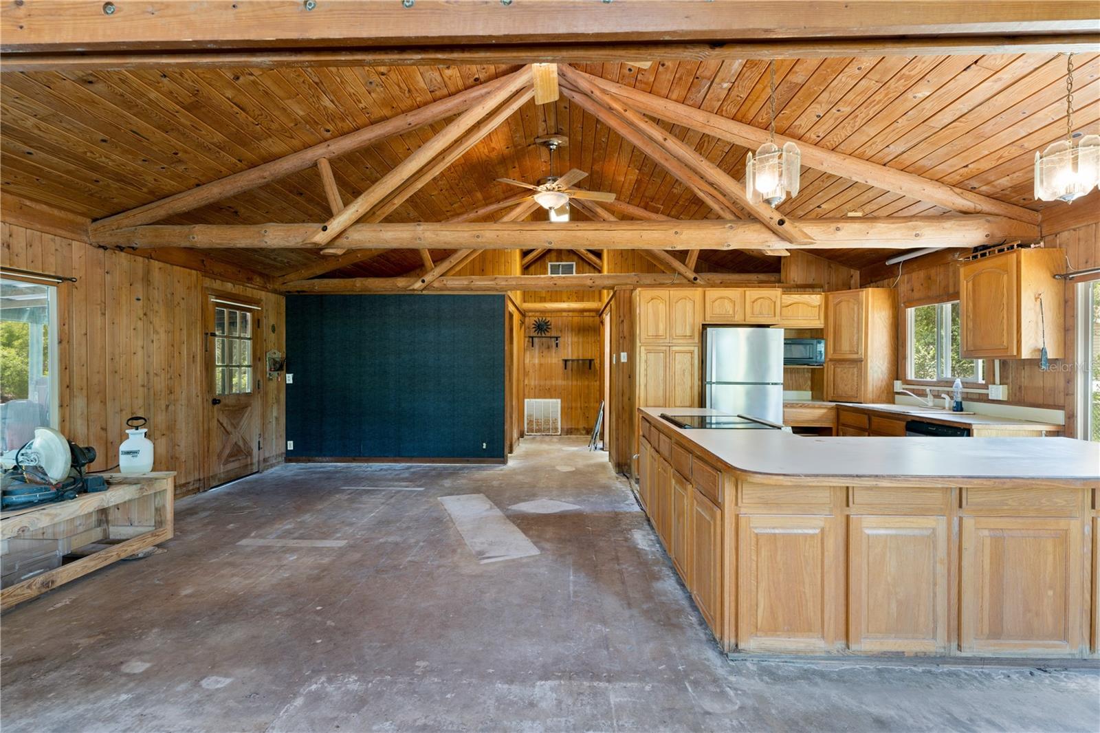 Image 12 of 52 For 6410 Amelia Lane