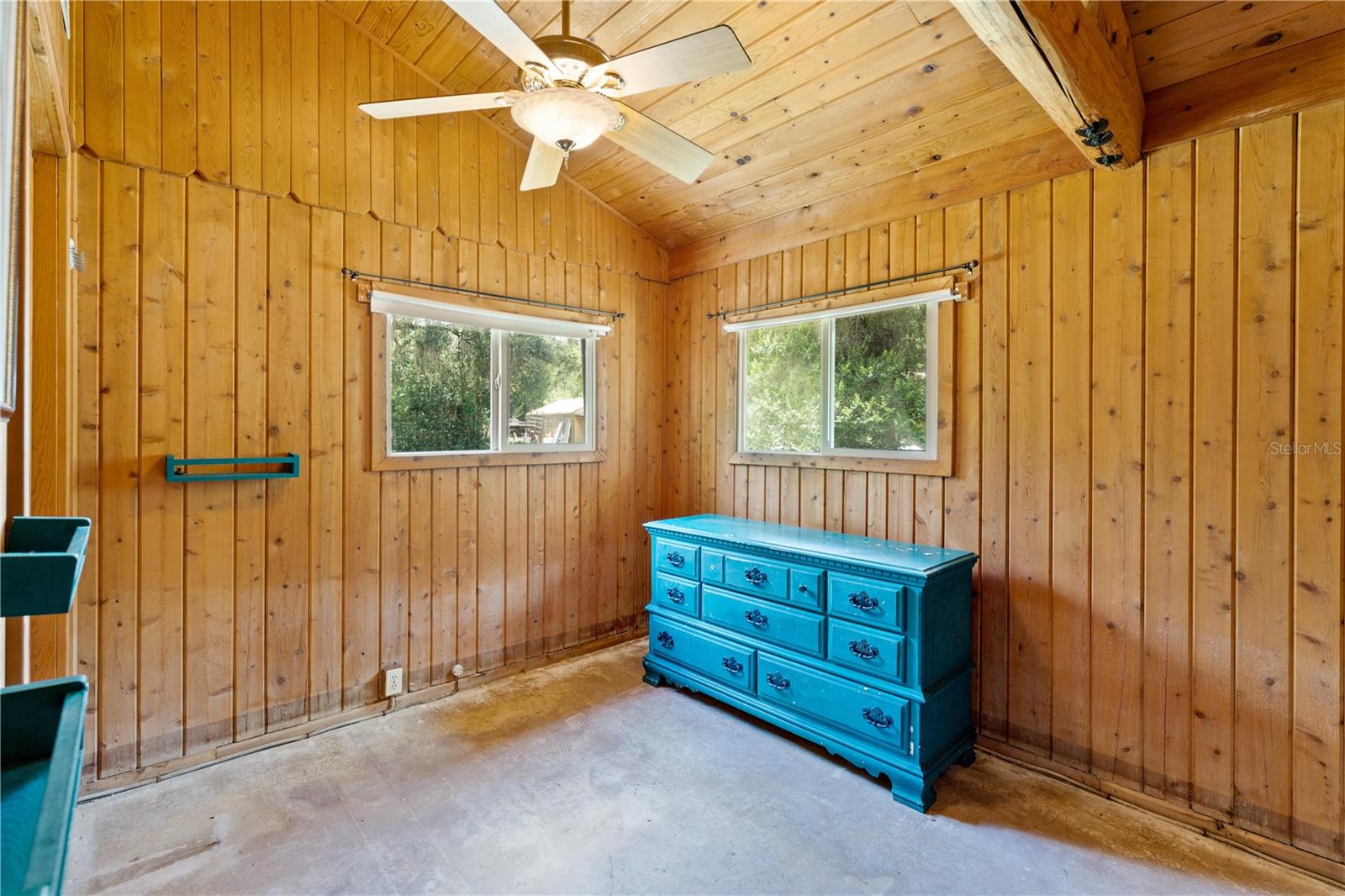 Image 19 of 52 For 6410 Amelia Lane