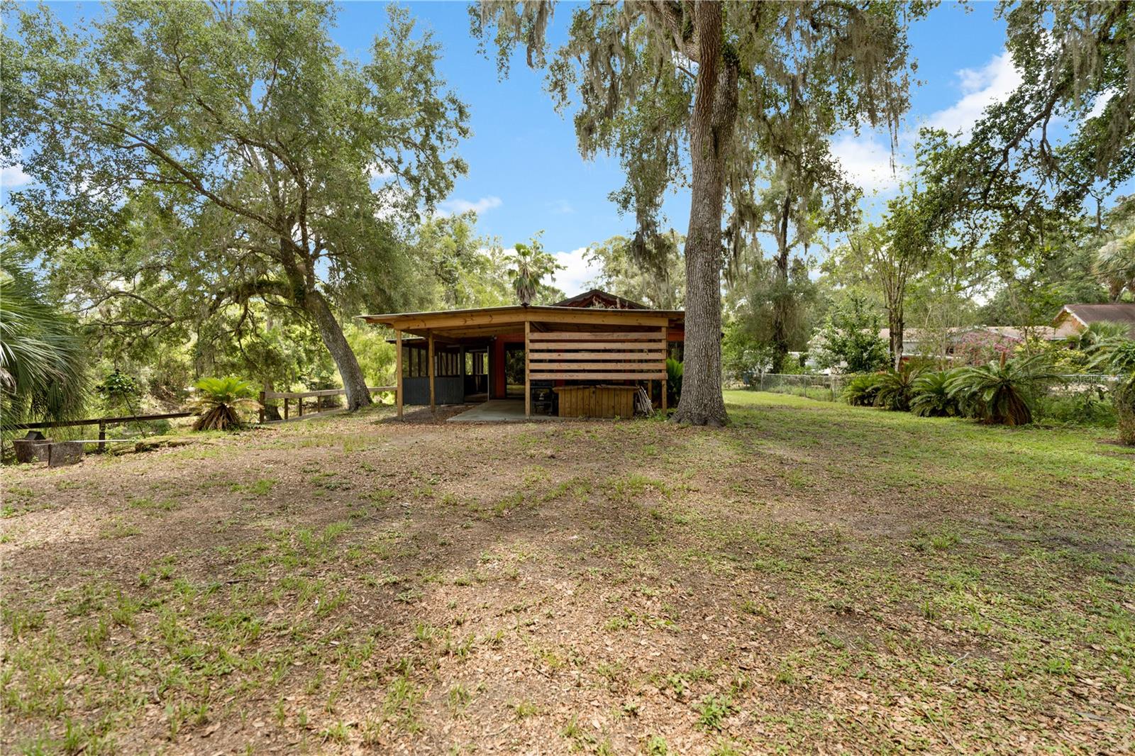 Image 33 of 52 For 6410 Amelia Lane
