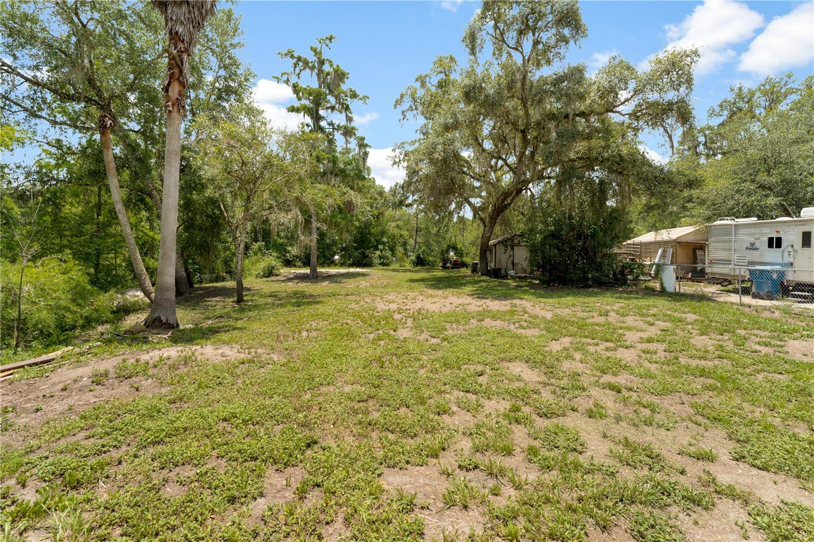 Image 39 of 52 For 6410 Amelia Lane