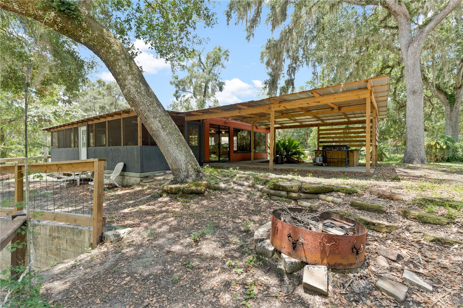 Image 7 of 52 For 6410 Amelia Lane