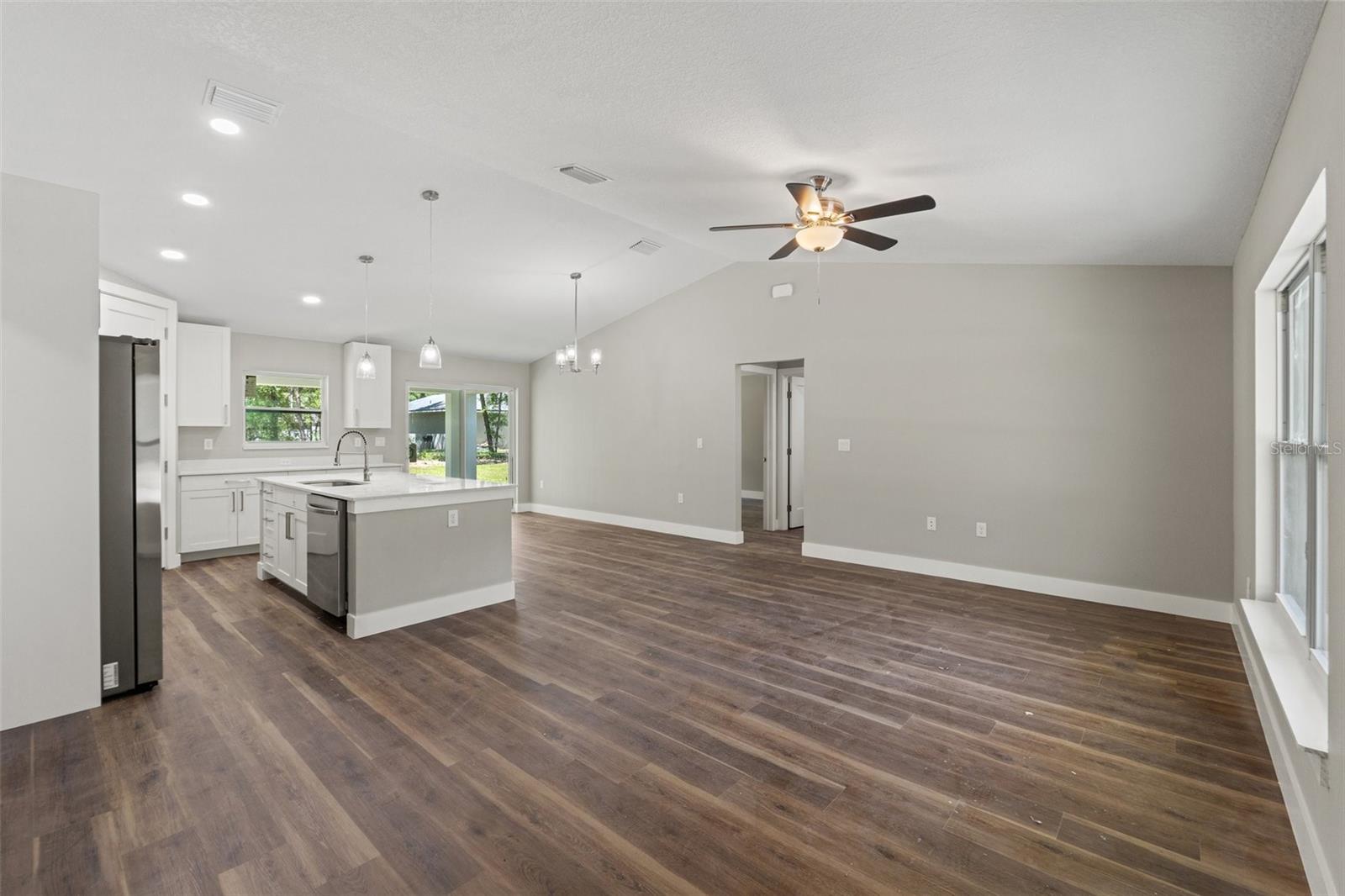 Image 10 of 34 For 8782 Sandree Drive