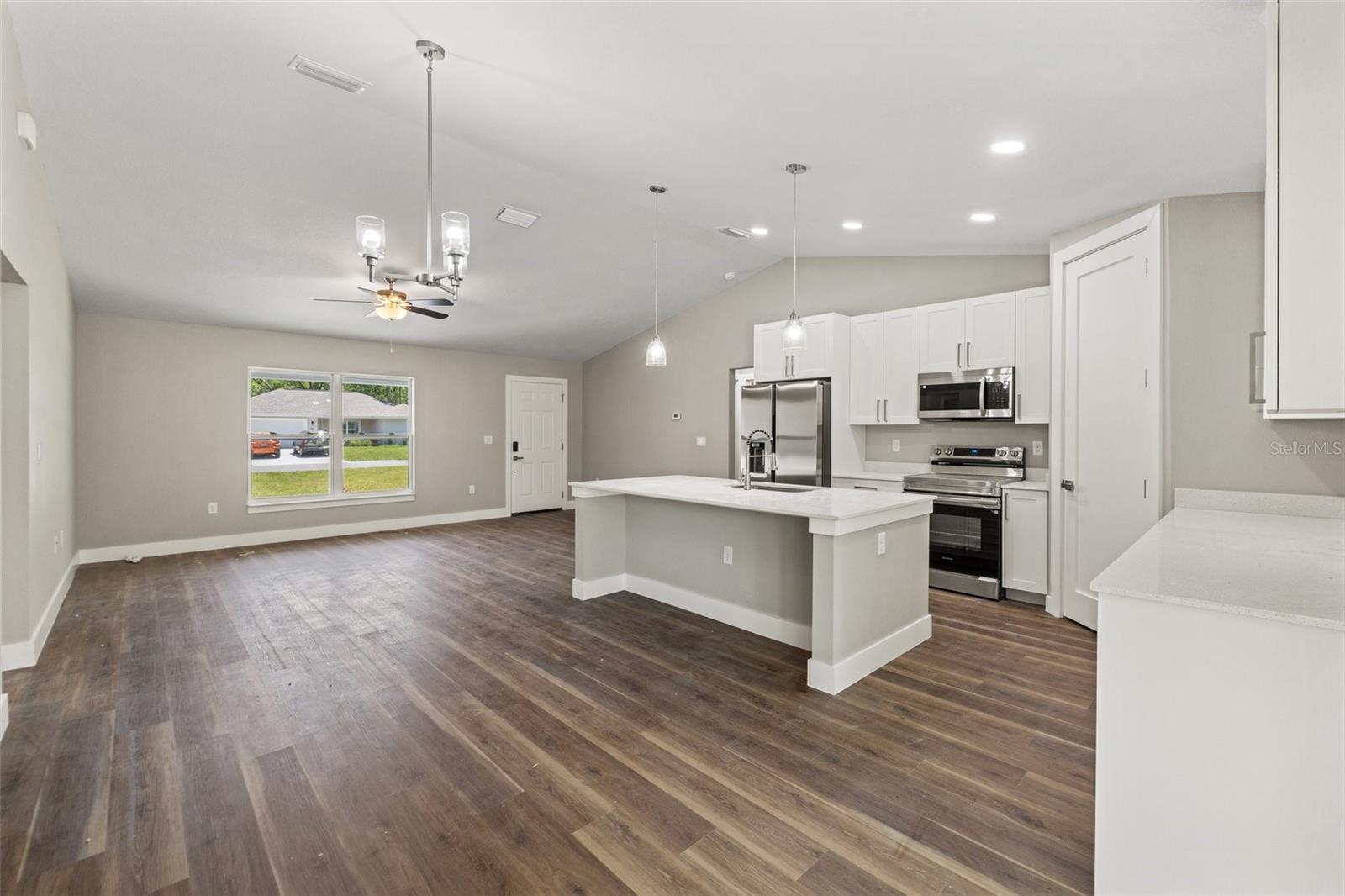 Image 11 of 34 For 8782 Sandree Drive