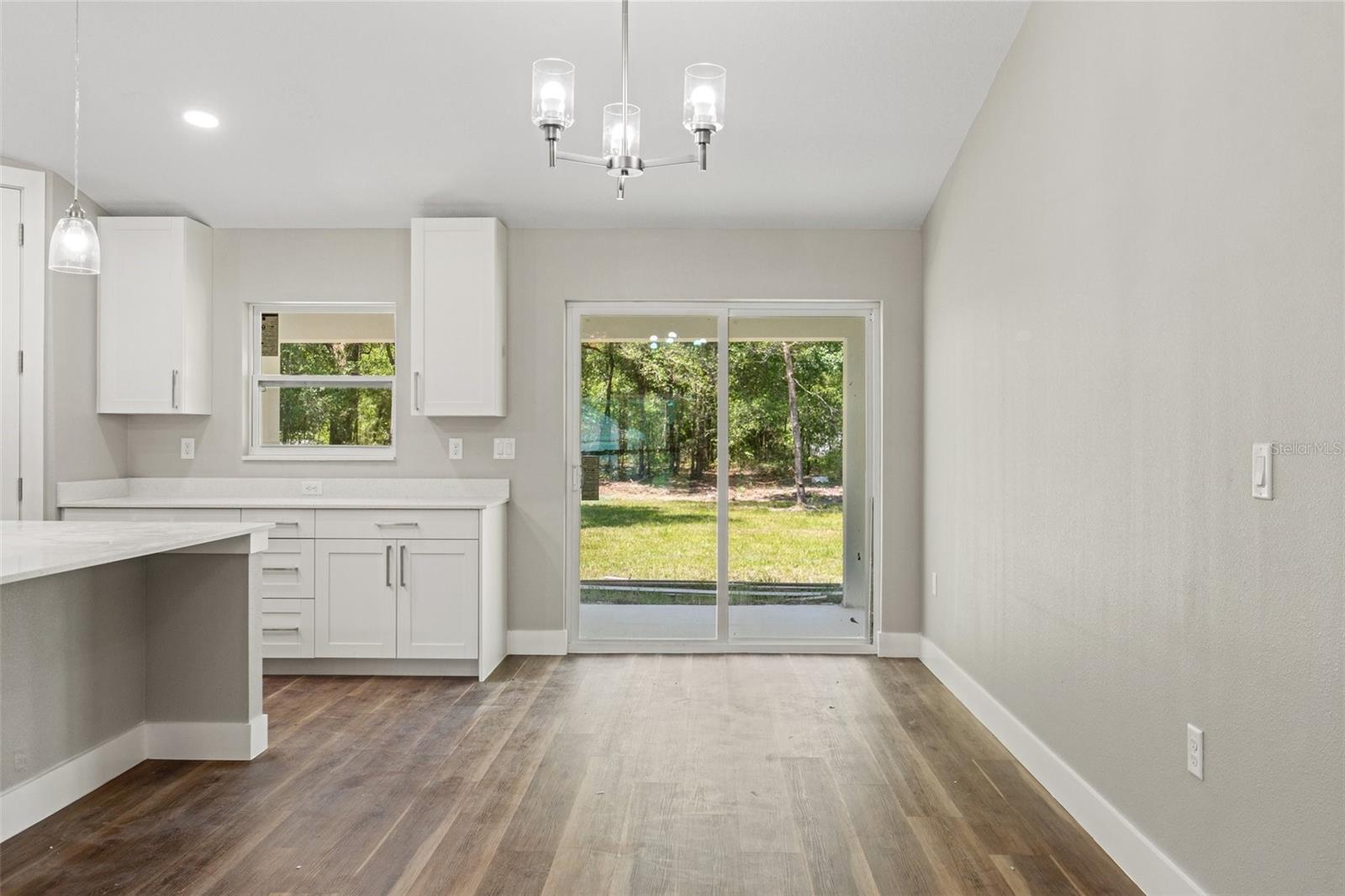Image 15 of 34 For 8782 Sandree Drive