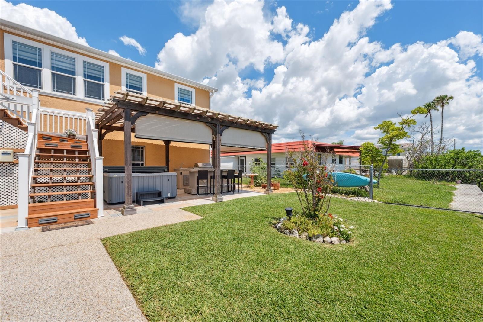 Image 34 of 66 For 13027 Beacon Court