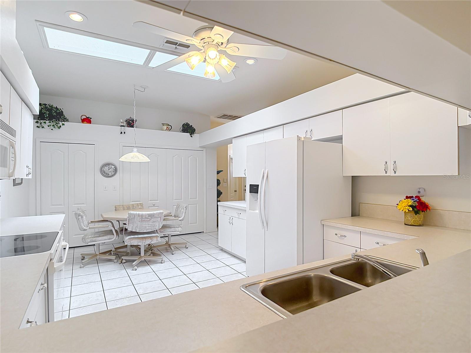Image 18 of 71 For 13321 Norman Circle