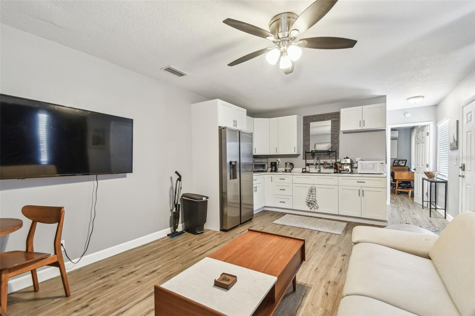 Image 13 of 71 For 4007 Renellie Drive