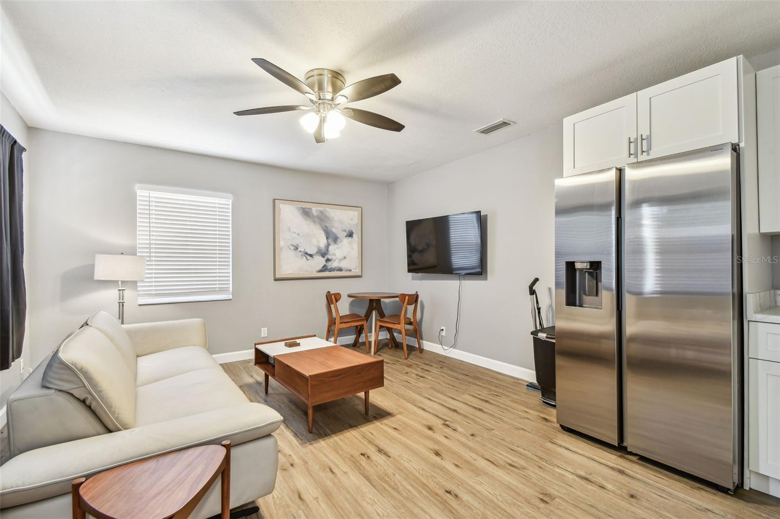 Image 14 of 71 For 4007 Renellie Drive