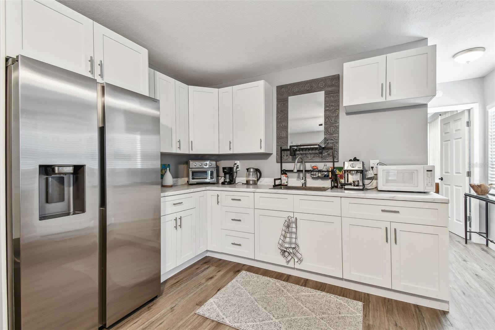 Image 19 of 71 For 4007 Renellie Drive