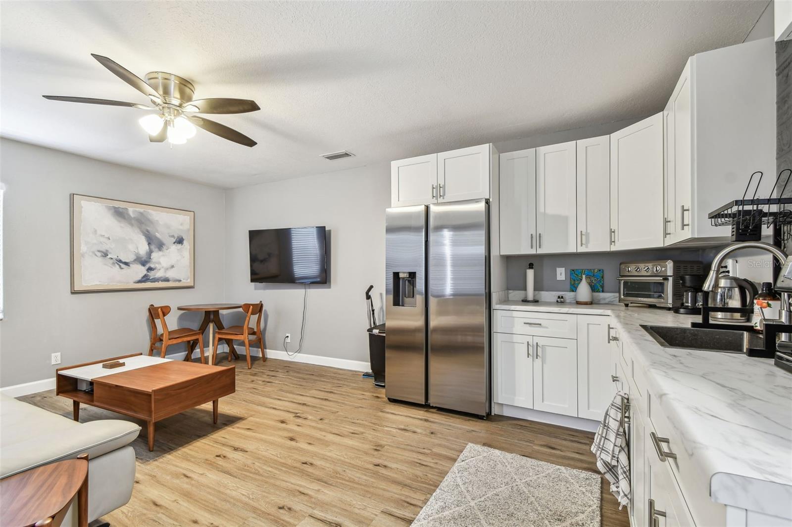 Image 20 of 71 For 4007 Renellie Drive