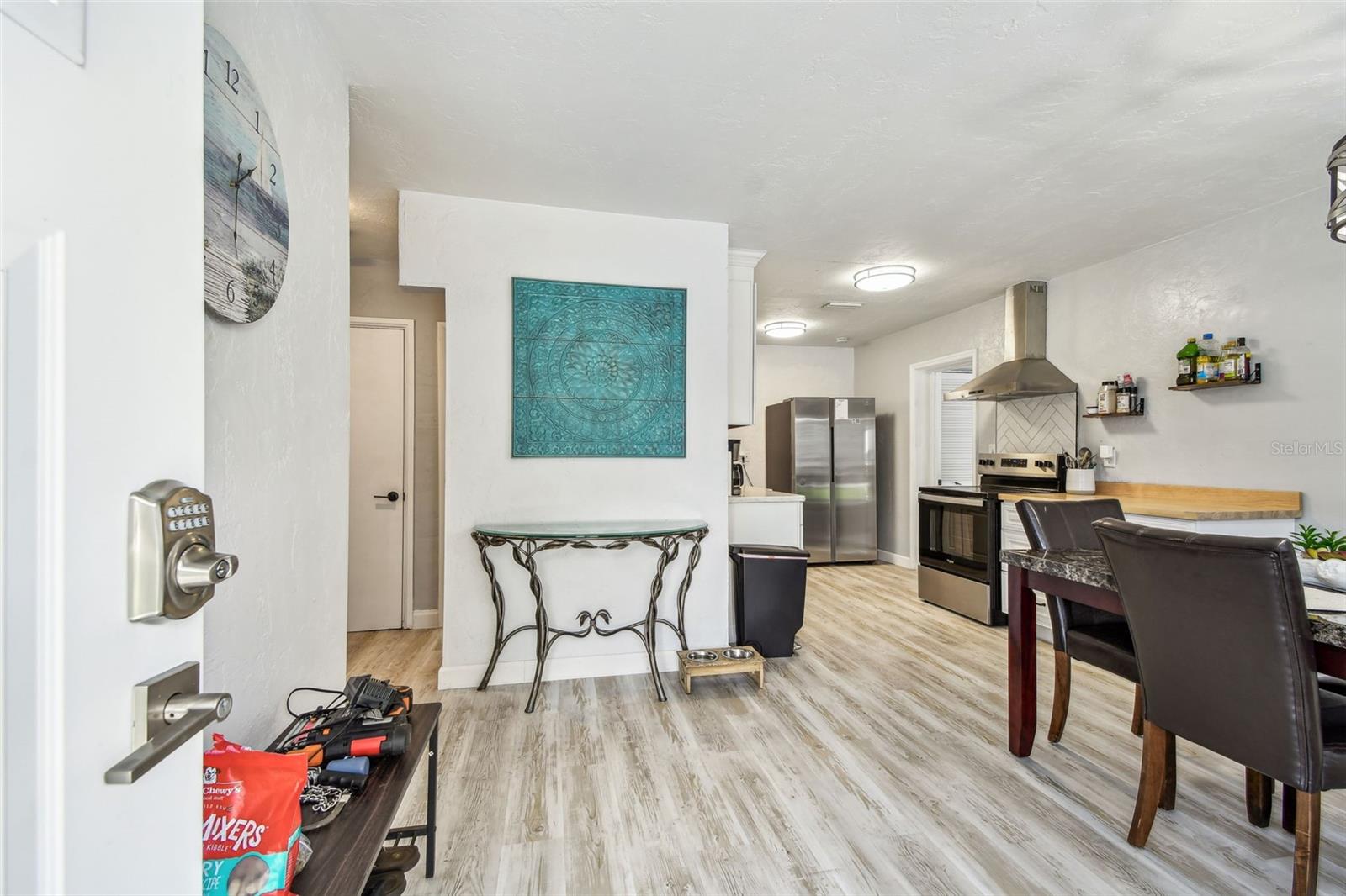 Image 31 of 71 For 4007 Renellie Drive