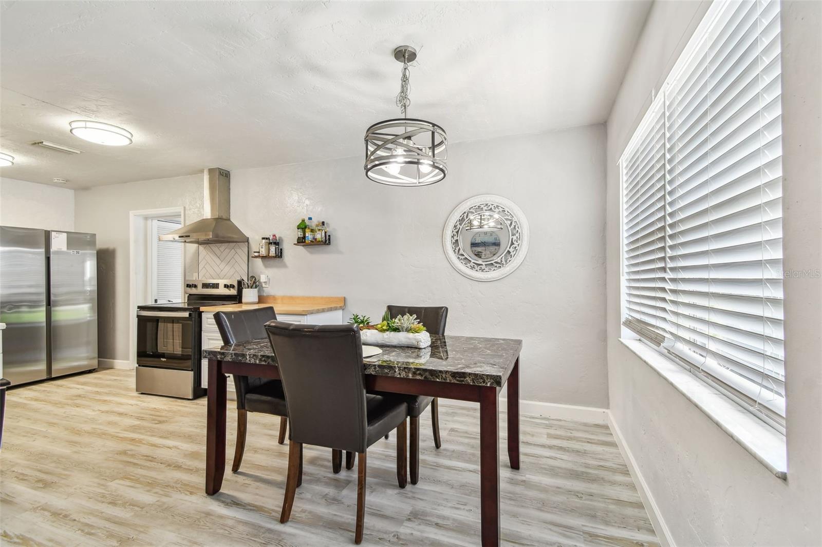Image 32 of 71 For 4007 Renellie Drive