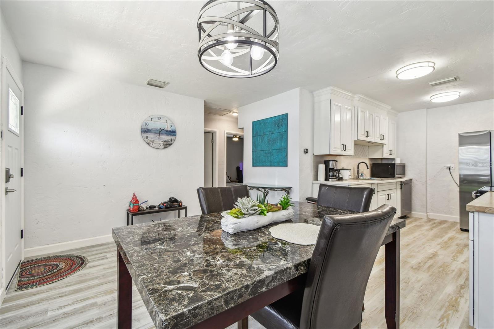 Image 33 of 71 For 4007 Renellie Drive