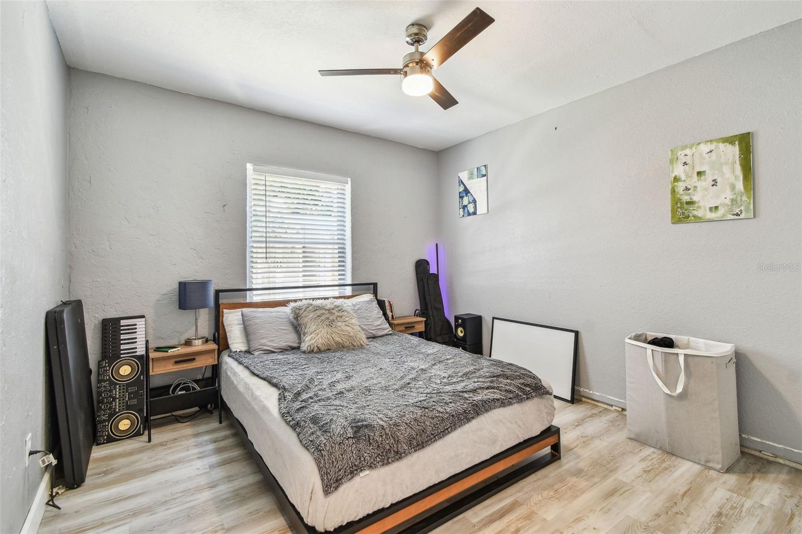 Image 50 of 71 For 4007 Renellie Drive