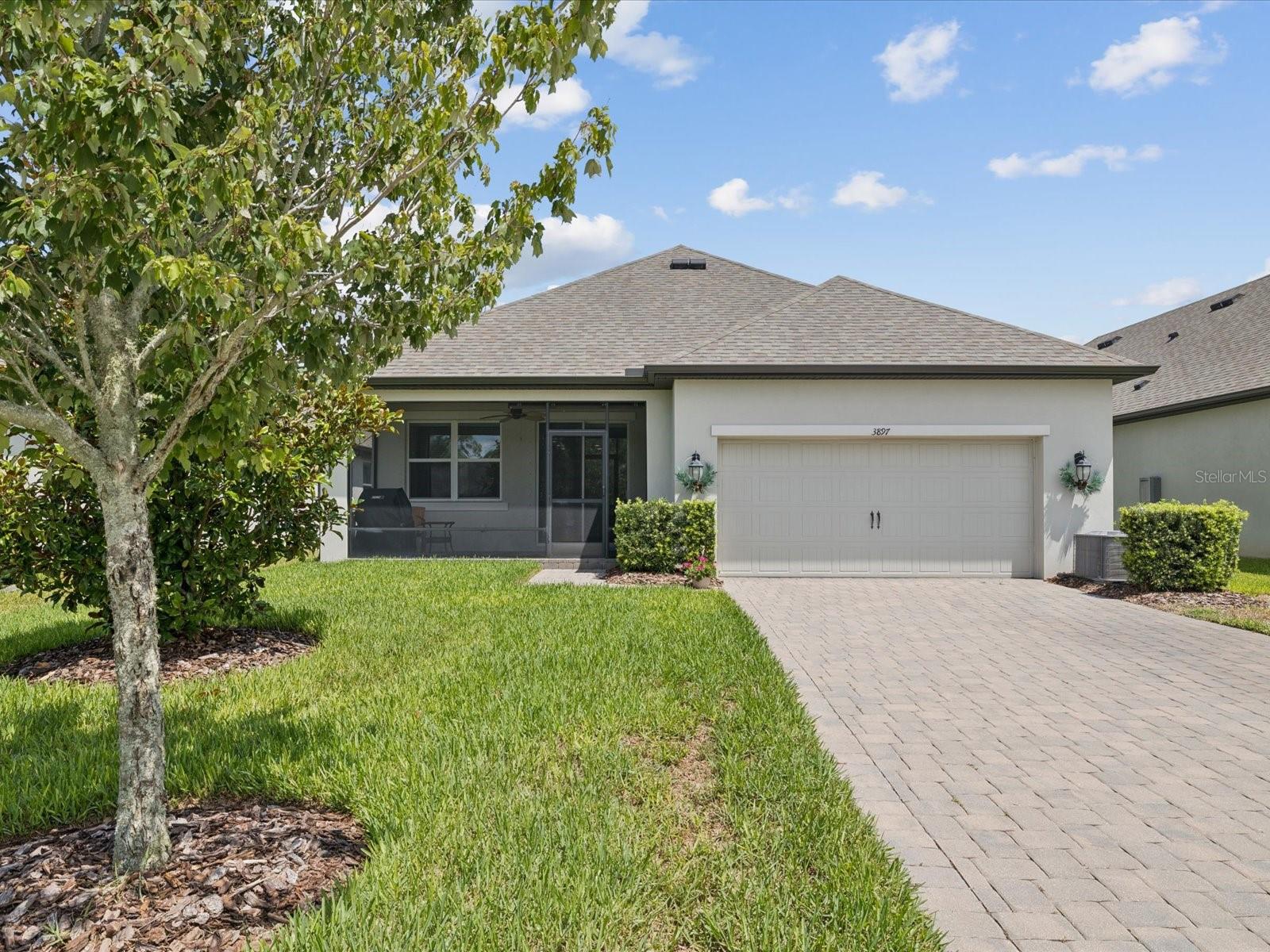 Listing photo id 36 for 3897 Villamore Lane