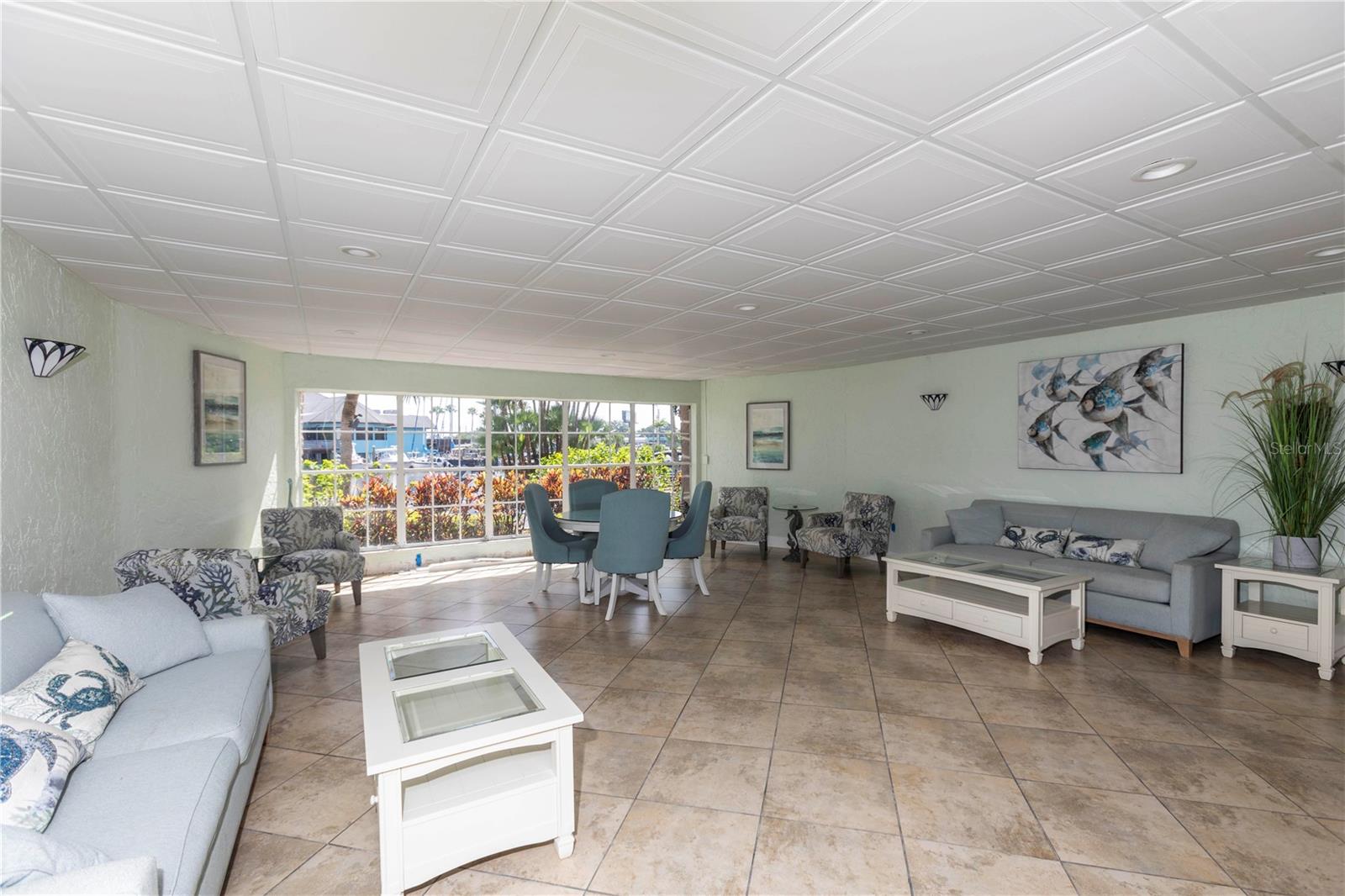 Image 24 of 42 For 4939 Floramar Terrace 203