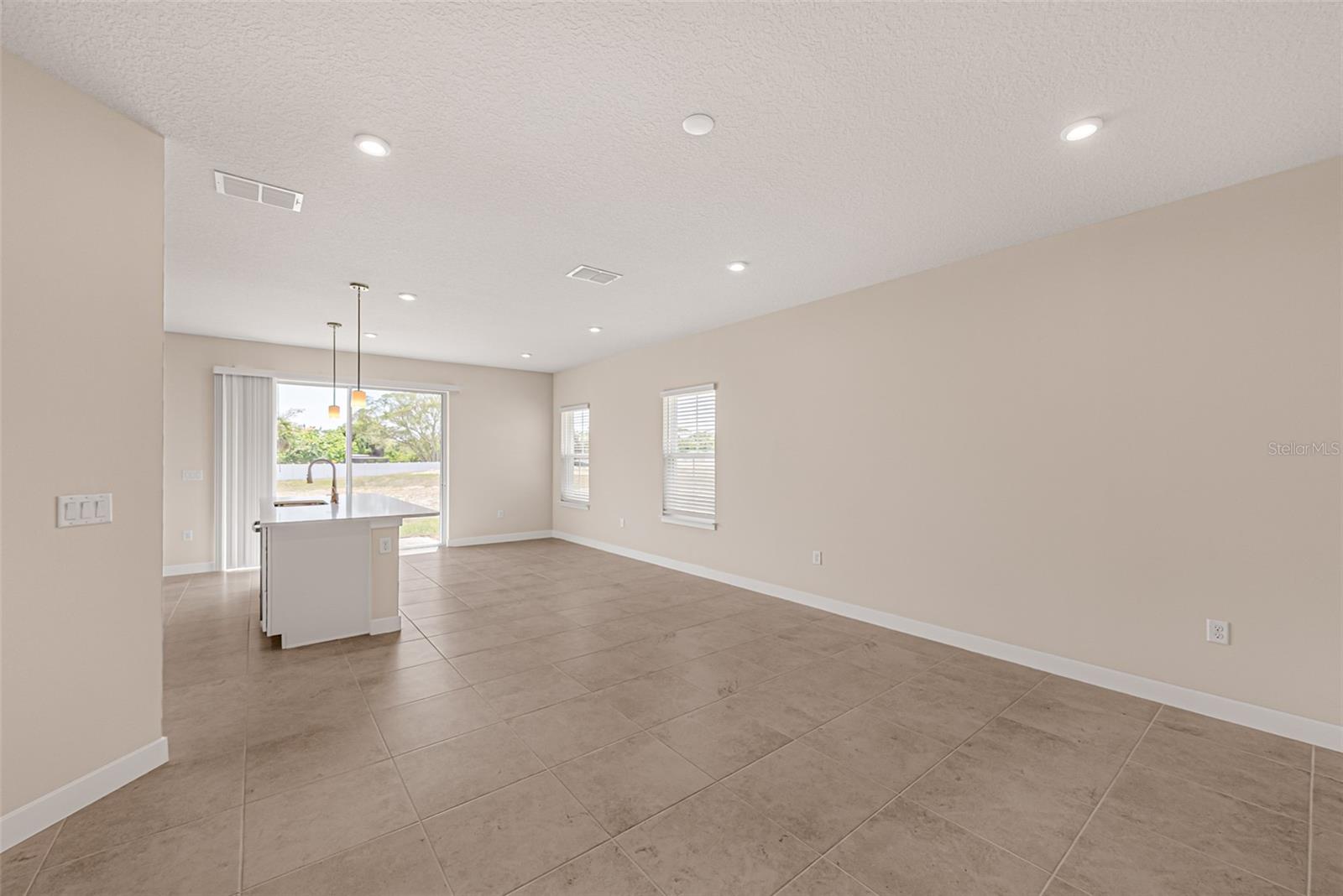 Image 10 of 11 For 1895 Kendall Pointe Place