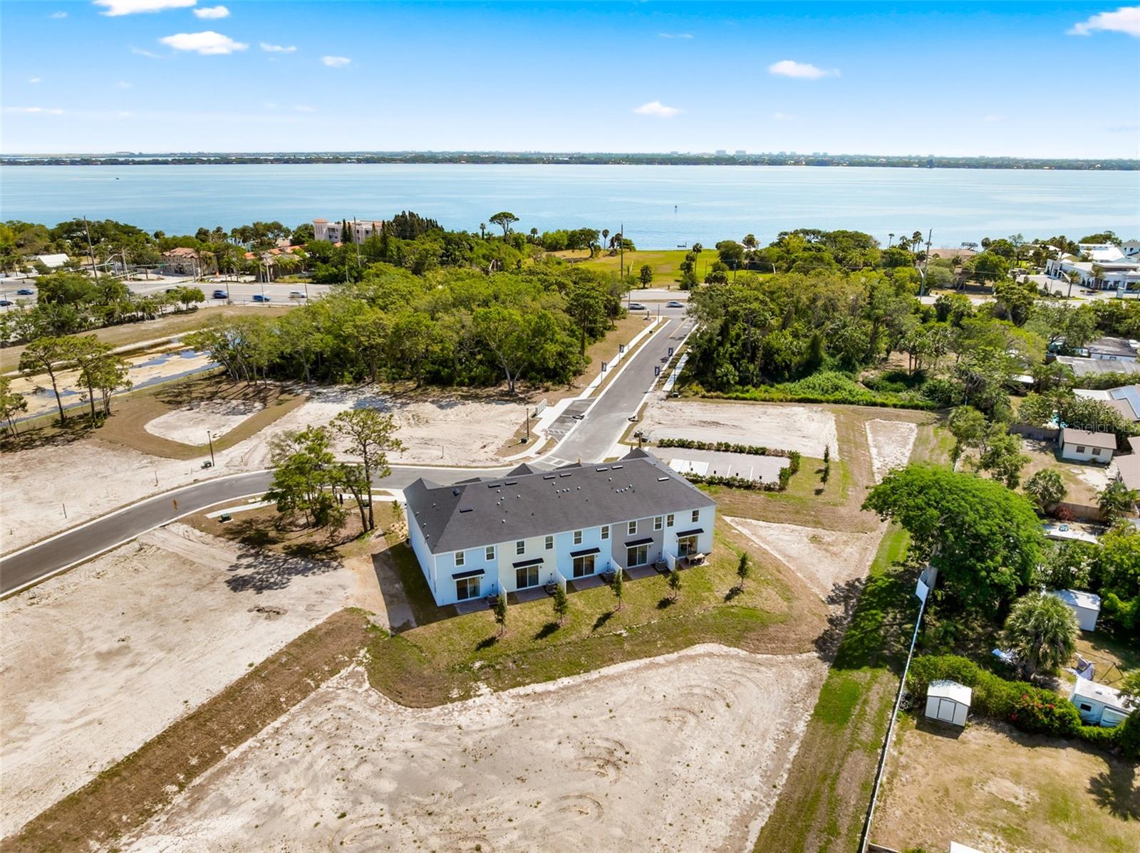 Image 4 of 11 For 1895 Kendall Pointe Place