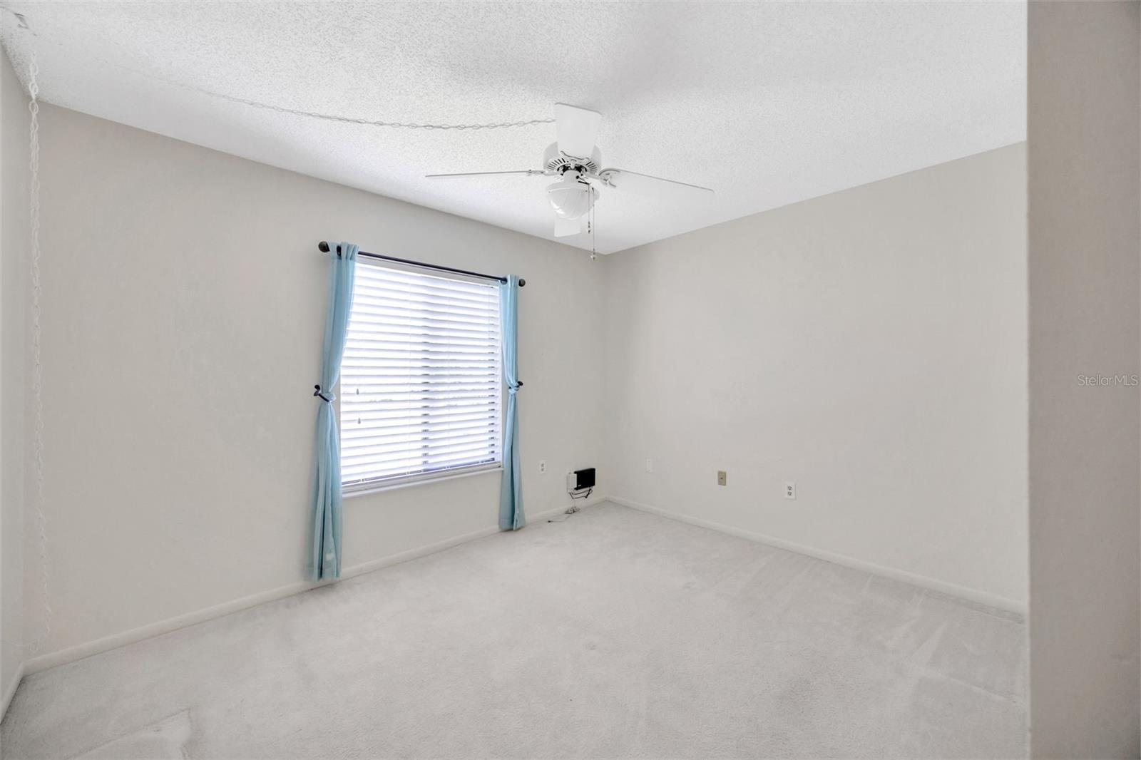 Image 19 of 39 For 3134 Lake Pine Way F2