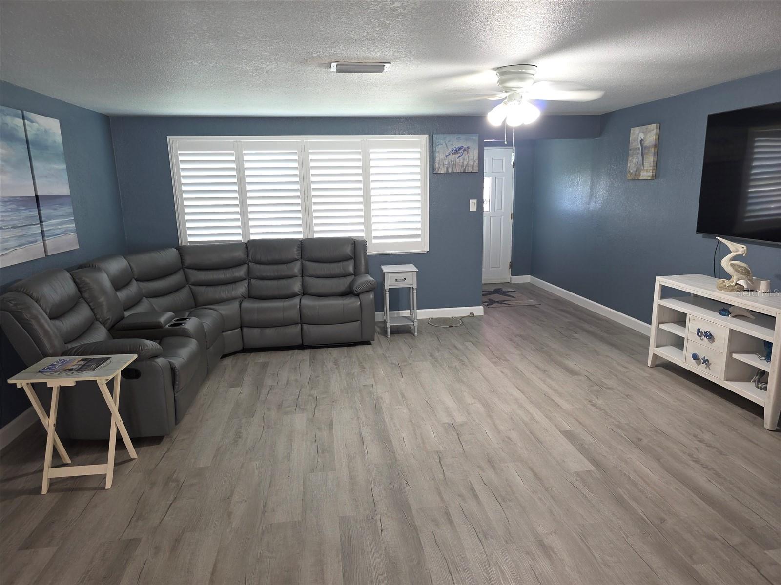 Image 12 of 46 For 3336 Gulfview Drive
