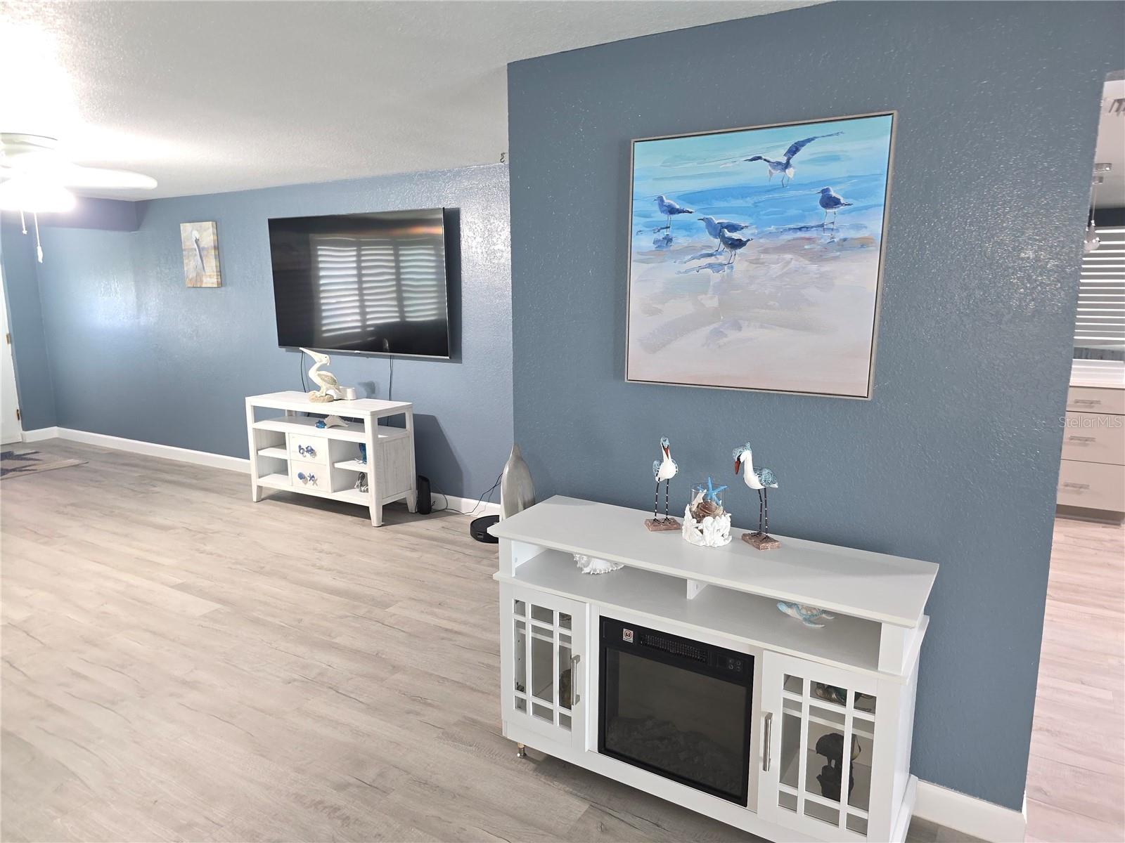 Image 17 of 46 For 3336 Gulfview Drive