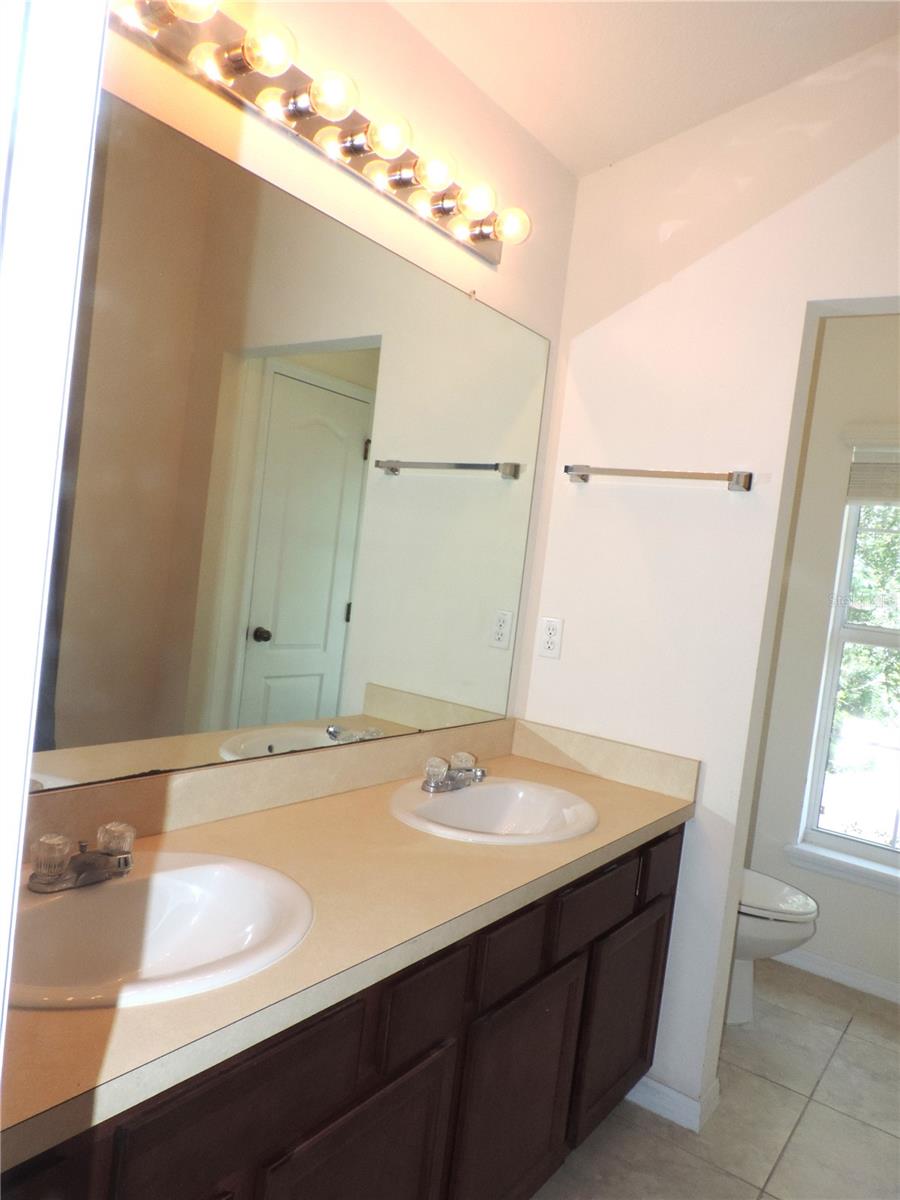 Image 15 of 23 For 7650 Red Mill Circle