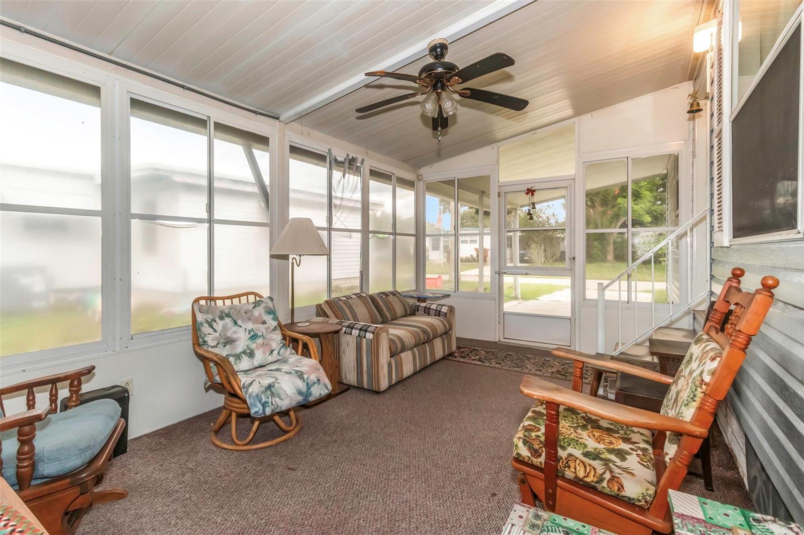 Image 4 of 27 For 5641 Columbia Drive