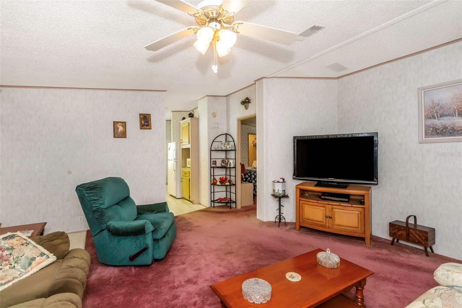 Image 5 of 27 For 5641 Columbia Drive