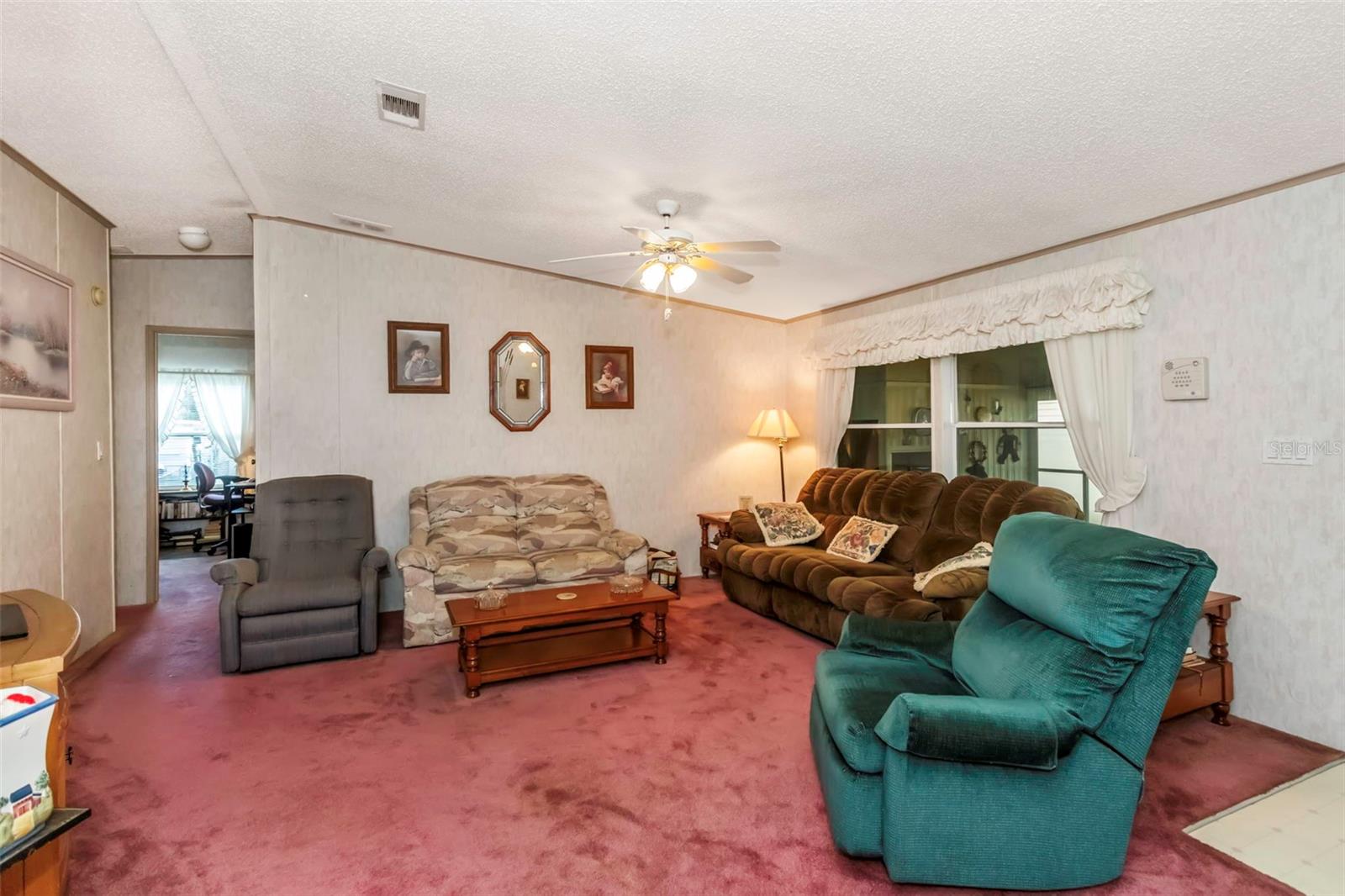Image 6 of 27 For 5641 Columbia Drive