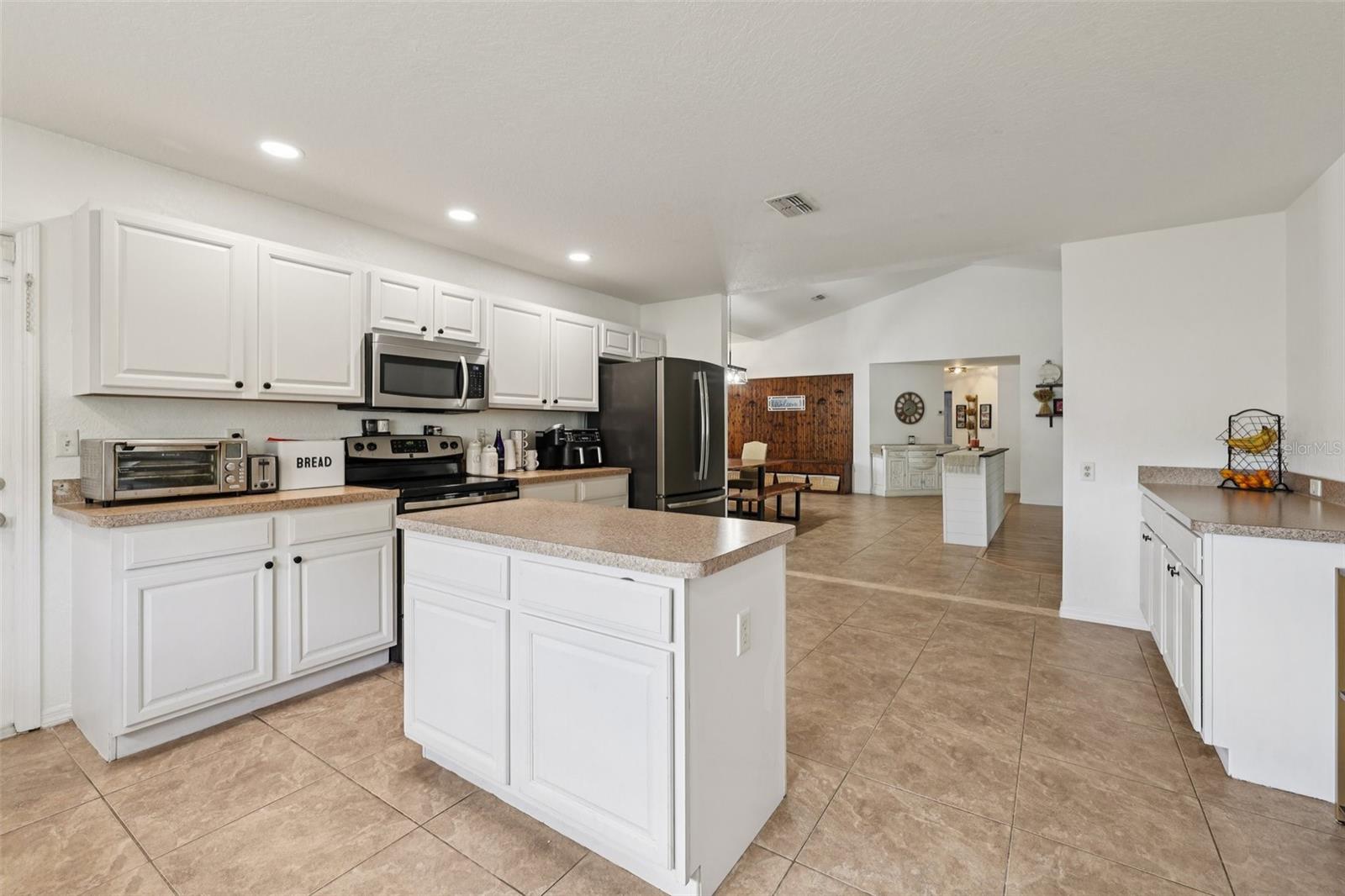 Image 33 of 78 For 2251 Evenglow Avenue