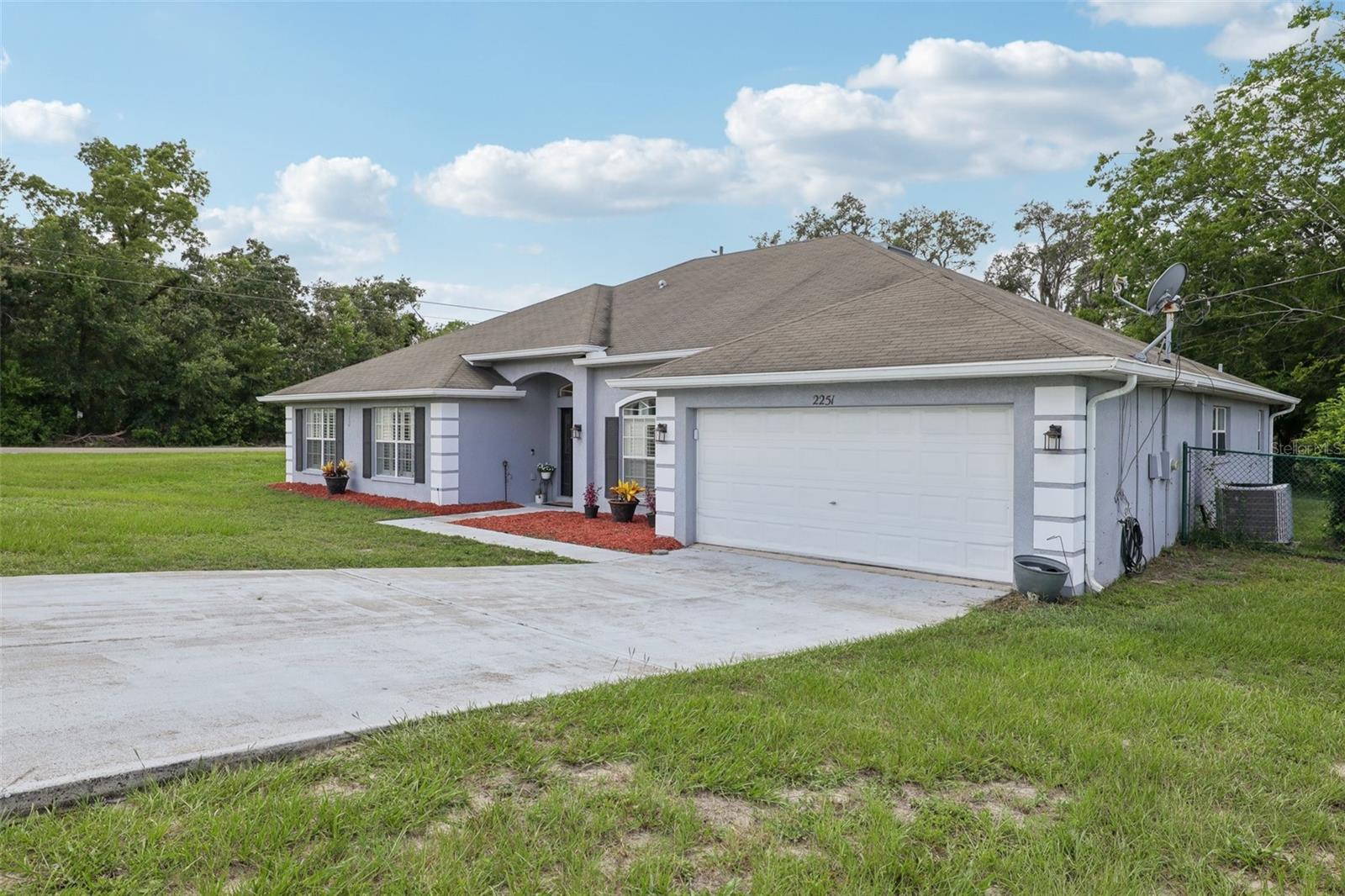 Image 4 of 78 For 2251 Evenglow Avenue