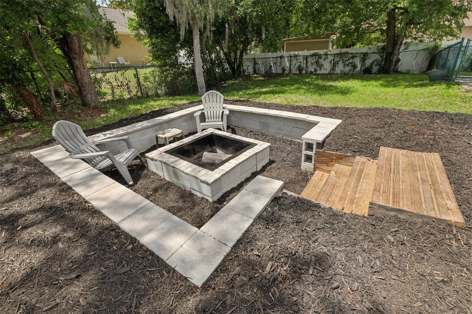 Image 66 of 78 For 2251 Evenglow Avenue