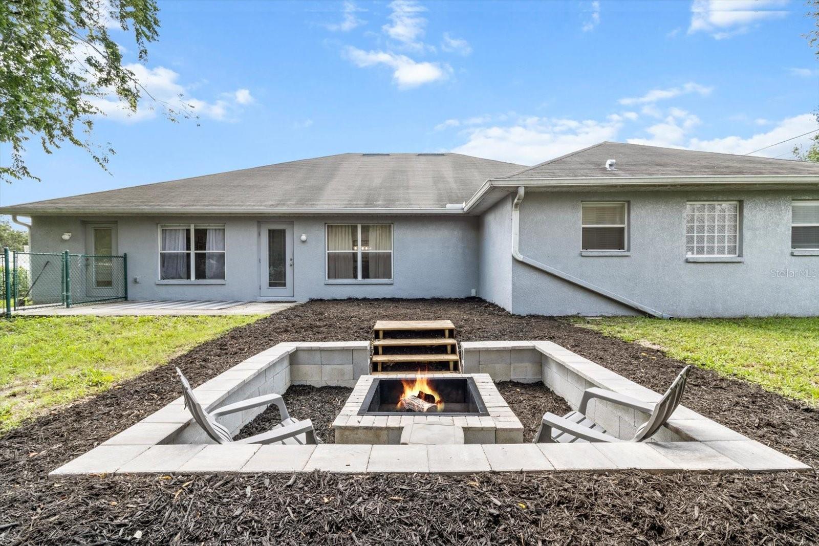 Image 69 of 78 For 2251 Evenglow Avenue