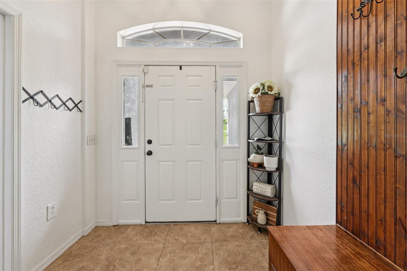 Image 8 of 78 For 2251 Evenglow Avenue
