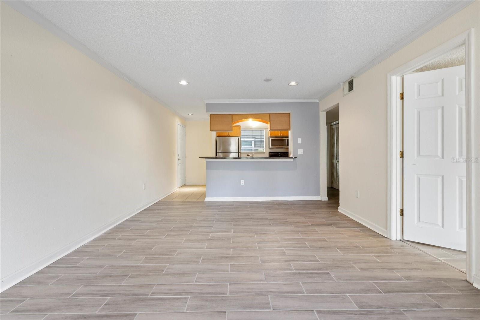 Image 13 of 53 For 2500 Winding Creek Boulevard G106