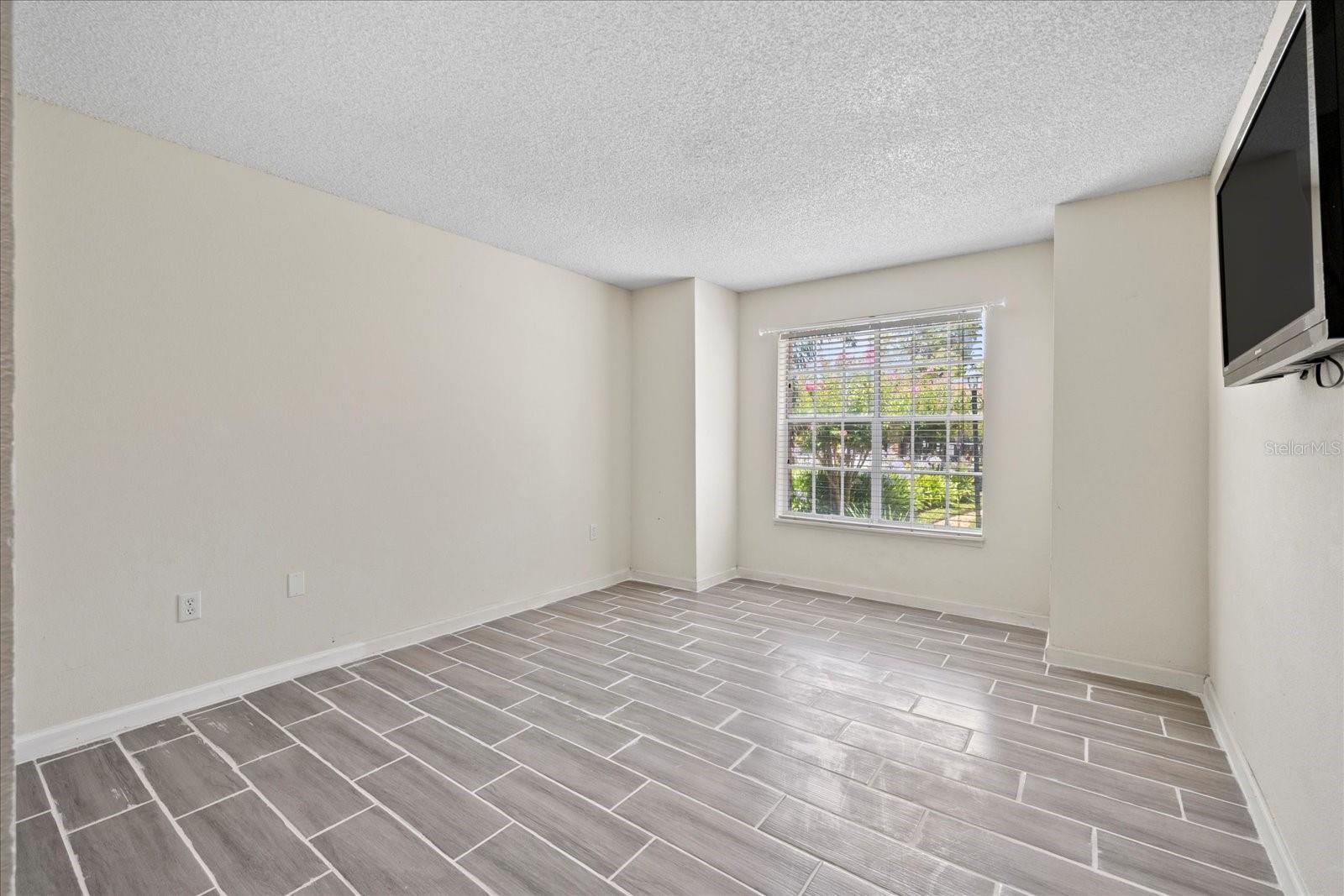 Image 18 of 53 For 2500 Winding Creek Boulevard G106