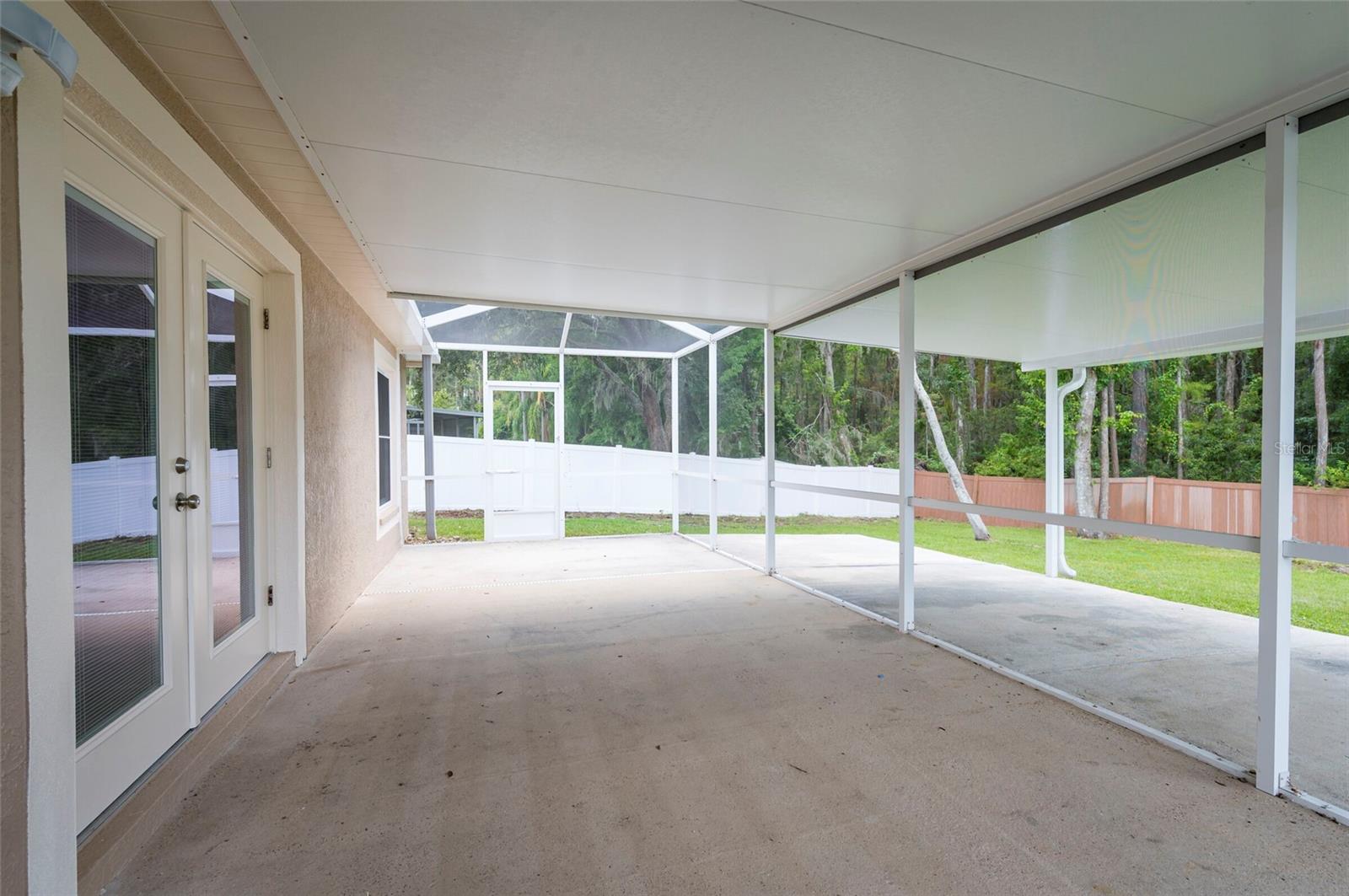 Image 17 of 24 For 29108 Crossland Drive