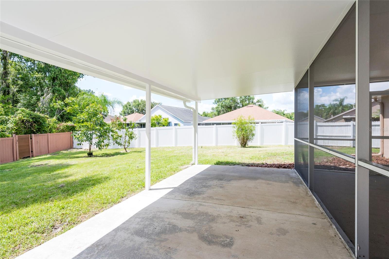 Image 20 of 24 For 29108 Crossland Drive