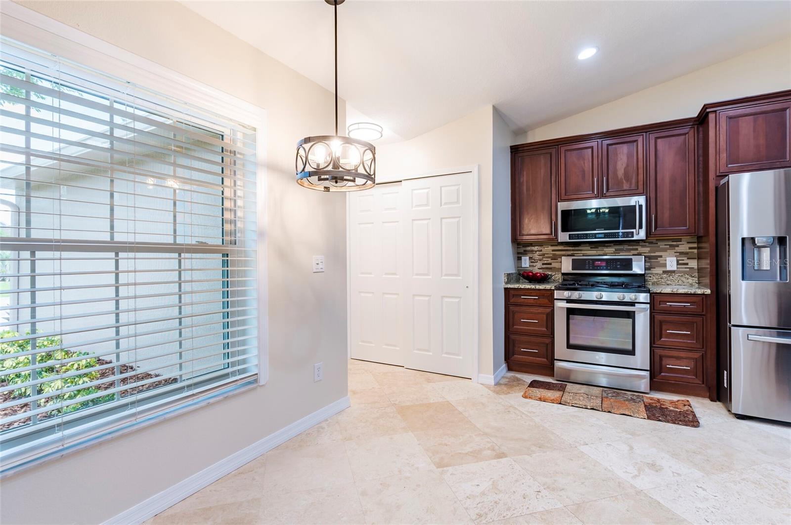 Image 7 of 24 For 29108 Crossland Drive