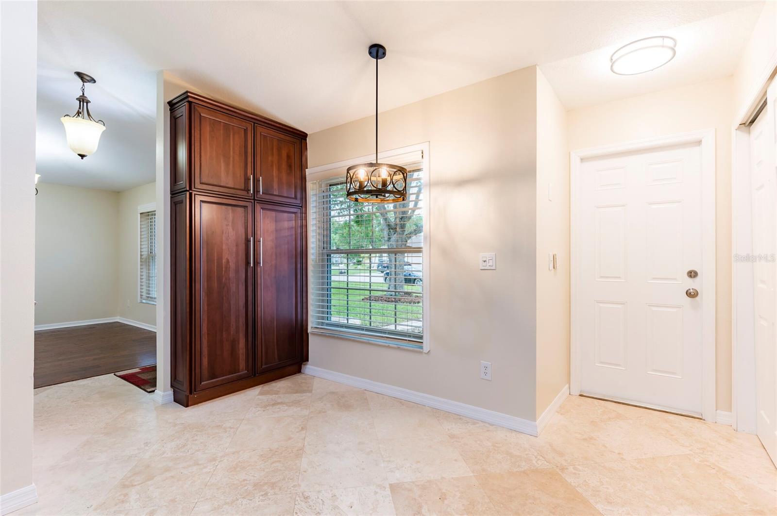 Image 9 of 24 For 29108 Crossland Drive