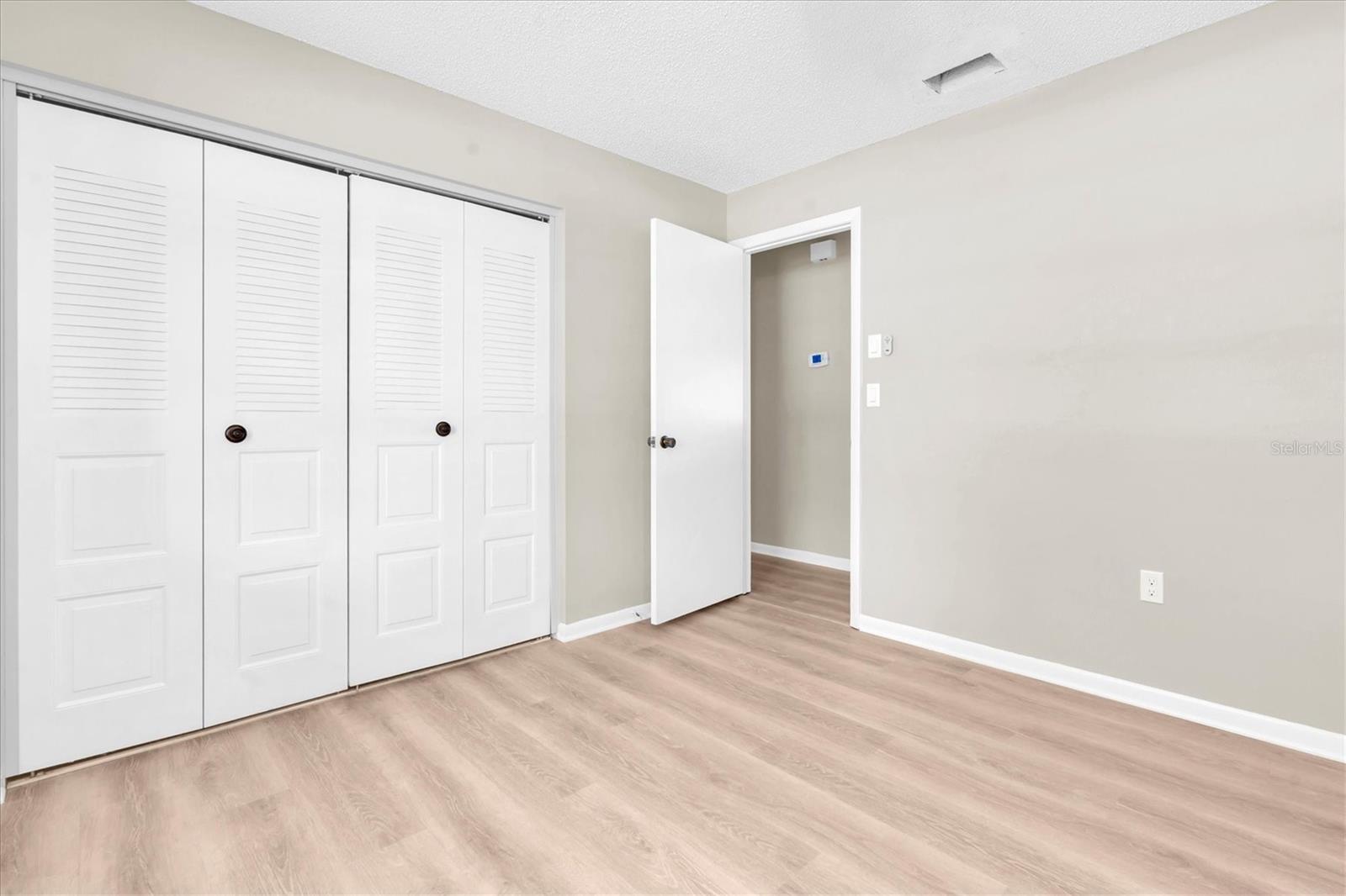 Image 20 of 31 For 2954 Leisure Court