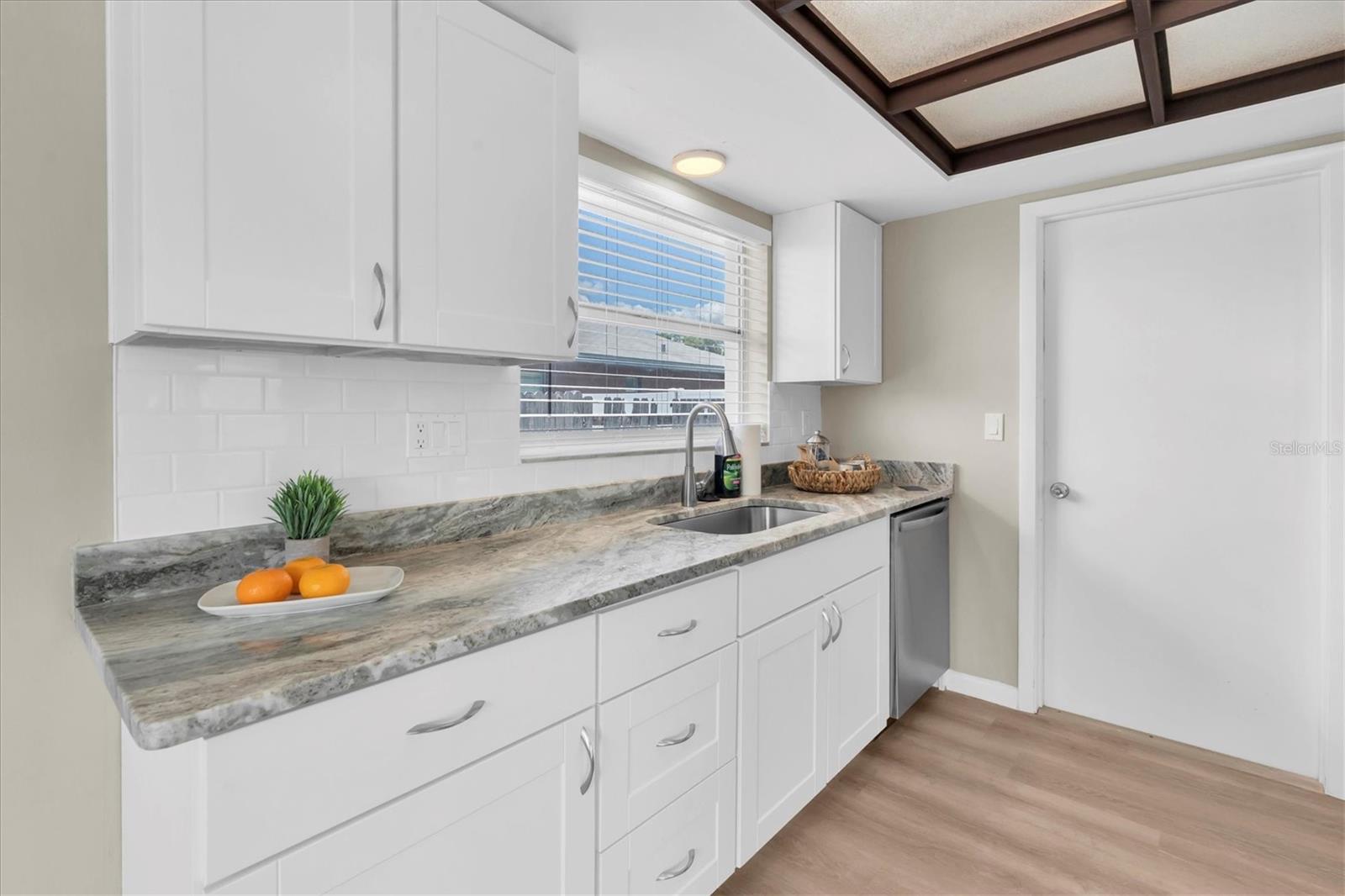 Image 7 of 31 For 2954 Leisure Court