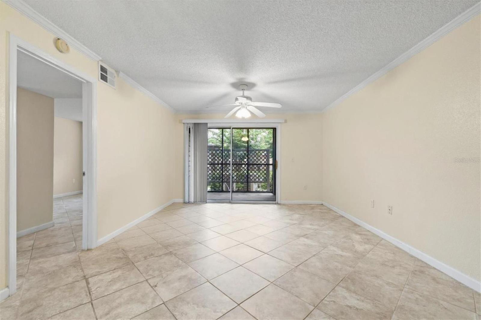 Image 10 of 47 For 2500 Winding Creek Boulevard I106