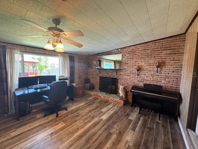 Image 18 of 48 For 4027 31st Avenue N