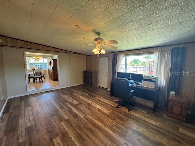 Image 19 of 48 For 4027 31st Avenue N