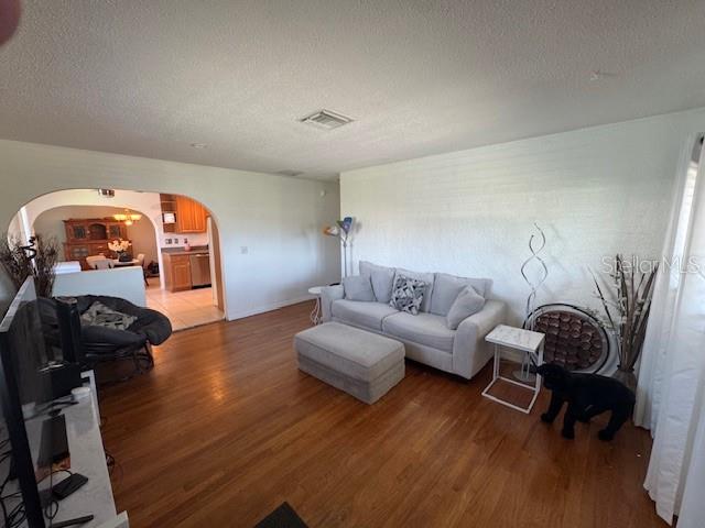Image 5 of 48 For 4027 31st Avenue N